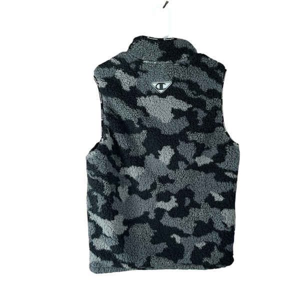 NEW Champion Camoflauge Cozy High Pile Vest, Script Logo sze S Black/Grey Unisex - Picture 7 of 16